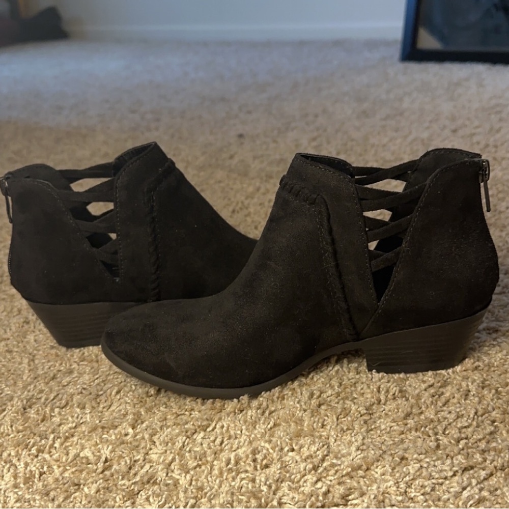 Cute Black Booties